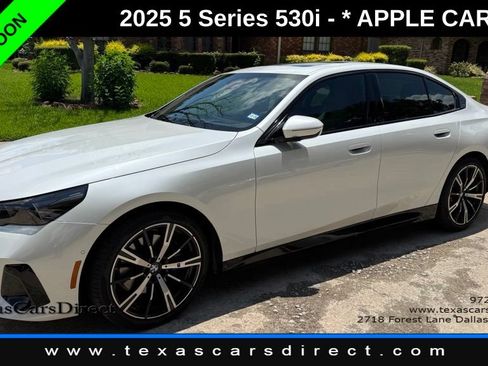 Used 2025 BMW 530i w/ M Sport Package RWD image 2
