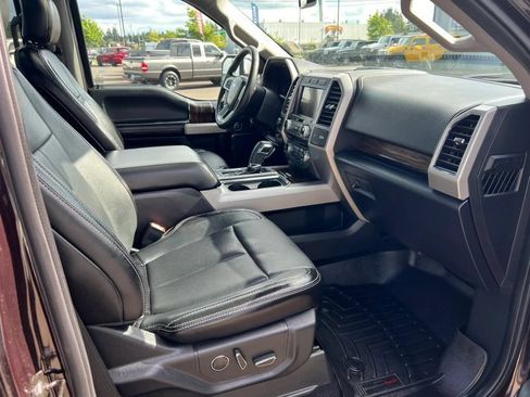 Used 2018 Ford F150 Lariat w/ Equipment Group 502A Luxury AWD/4WD image 7