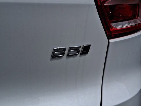 Certified 2023 Volvo XC40 B5 Plus w/ Protection Package Premier AWD/4WD image 33