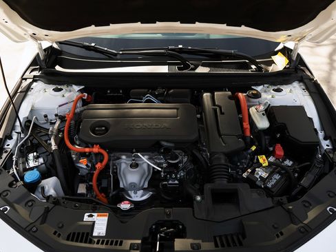 Certified 2025 Honda Accord EX-L image 45