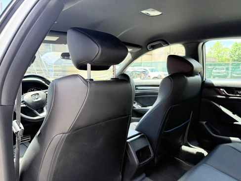 Used 2022 Honda Accord Sport image 18