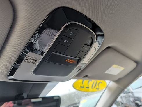 Used 2022 Hyundai Santa Fe SE AWD/4WD image 26