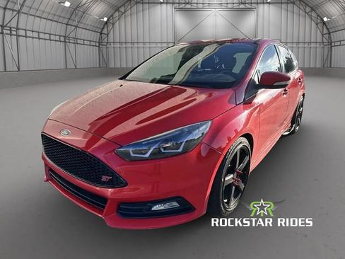 Used 2016 Ford Focus ST FWD image 12