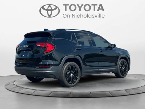 Used 2020 GMC Terrain SLE w/ Driver Convenience Package AWD/4WD image 5