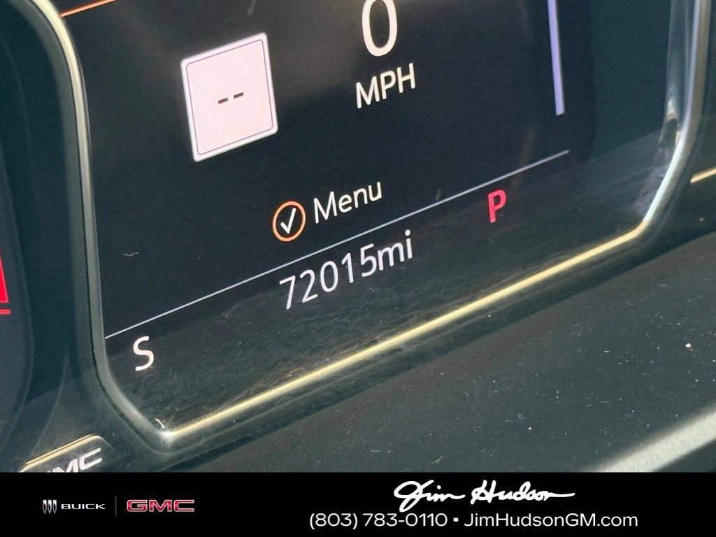 Used 2021 GMC Yukon XL Denali w/ Denali Premium Package AWD/4WD image 3