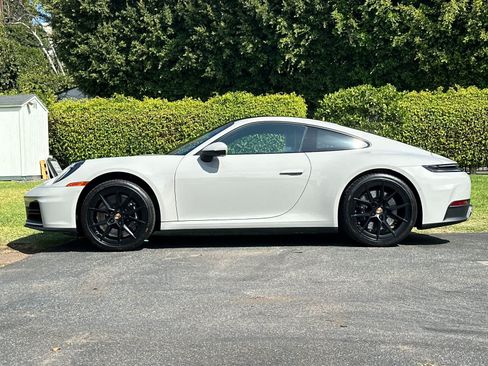 Certified 2026 Porsche 911 Carrera 4S AWD/4WD image 2