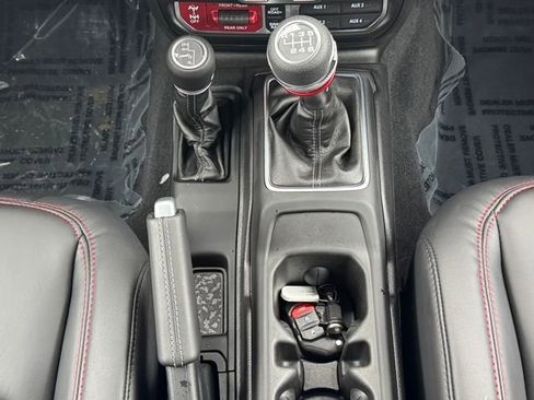 Used 2025 Jeep Wrangler Unlimited Rubicon w/ Steel Bumper Group image 24