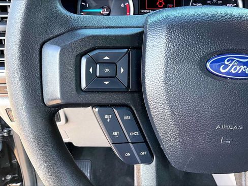 Used 2019 Ford F250 XLT w/ XLT Premium Package AWD/4WD image 25