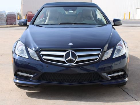 Used 2012 Mercedes-Benz E 550 Cabriolet image 25