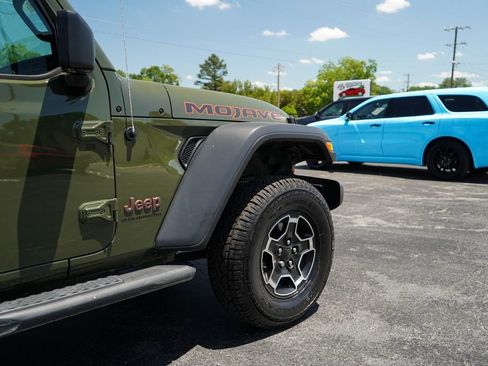 Used 2023 Jeep Gladiator Mojave w/ Trailer Tow Package AWD/4WD image 17