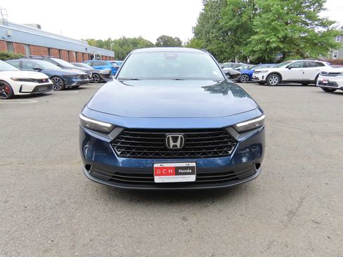 New 2025 Honda Accord SE image 6