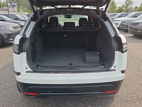 New 2026 Land Rover Range Rover Velar Dynamic SE image 16