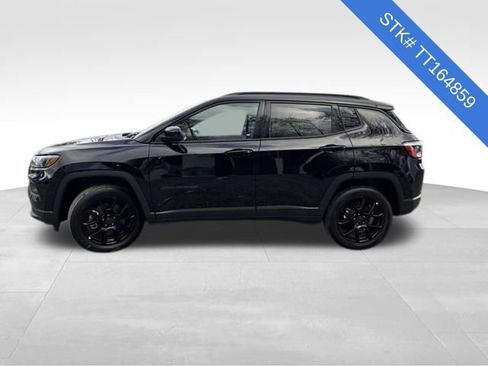 New 2026 Jeep Compass Latitude image 4