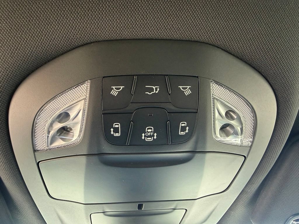 New 2027 Chrysler Pacifica Select FWD image 14