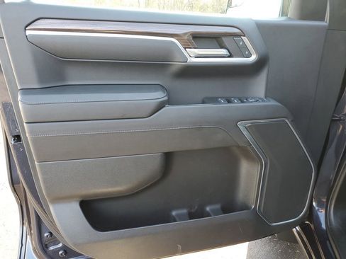 Used 2022 Chevrolet Silverado 1500 LT image 11