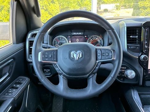 Used 2025 RAM 1500 Laramie AWD/4WD image 9