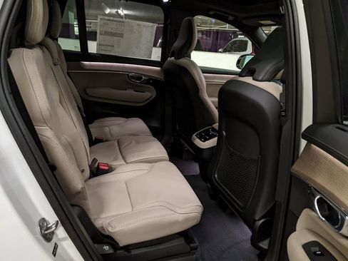 New 2026 Volvo XC90 B6 Ultra w/ Protection Package Premier AWD/4WD image 25