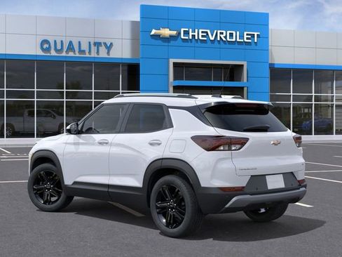 New 2026 Chevrolet TrailBlazer LT w/ Convenience Package image 3