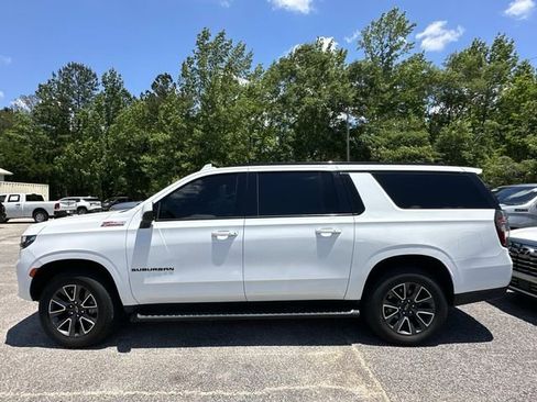 Used 2021 Chevrolet Suburban Z71 AWD/4WD image 11