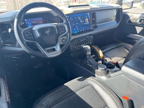 Certified 2023 Ford Bronco Badlands AWD/4WD image 28