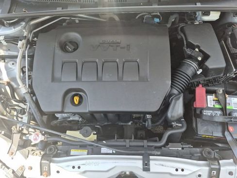 Used 2019 Toyota Corolla LE FWD image 27