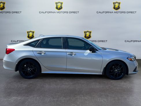 Used 2023 Honda Civic Sport image 6