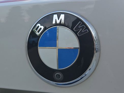 Used 2022 BMW 430i xDrive Convertible w/ Convenience Package image 31