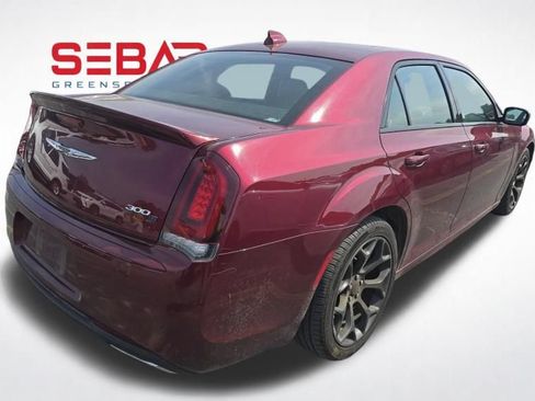 Used 2020 Chrysler 300 S RWD image 5