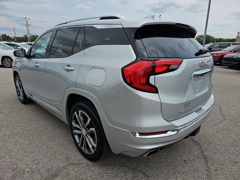Used 2019 GMC Terrain Denali w/ Comfort Package AWD/4WD image 5