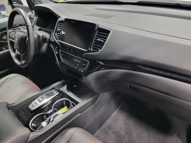 Used 2024 Honda Ridgeline Black Edition image 17