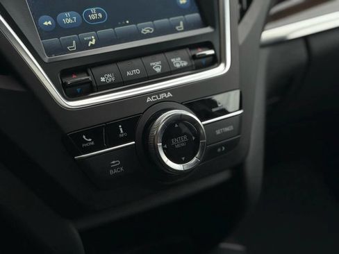 Used 2019 Acura MDX SH-AWD image 2