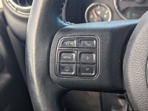 Used 2014 Jeep Wrangler Unlimited Rubicon w/ Connectivity Group image 17