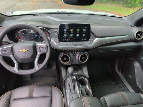 Used 2023 Chevrolet Blazer Premier w/ Driver Confidence II Package FWD image 27