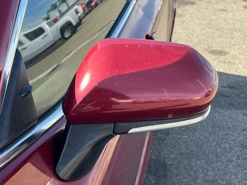 Certified 2018 Toyota Camry SE w/ Moonroof Package image 19