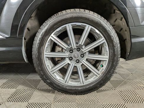 Used 2018 Audi Q7 3.0T Premium Plus w/ Premium Plus Package image 13