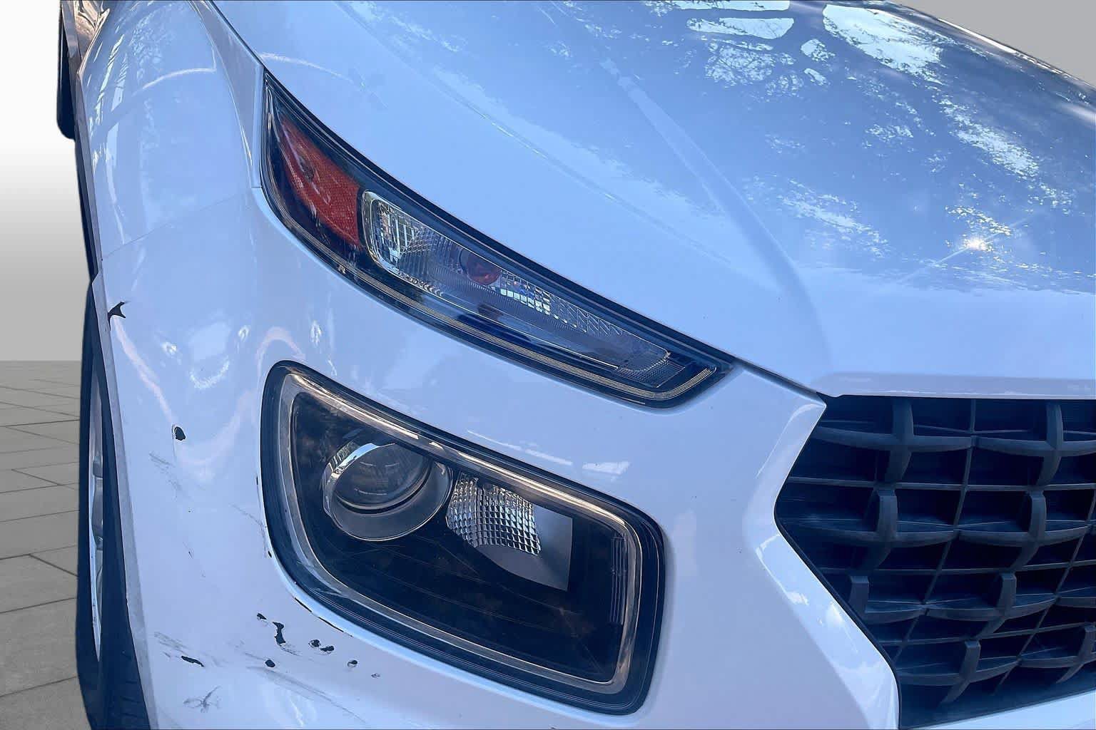 Used 2021 Hyundai Venue SE FWD image 27
