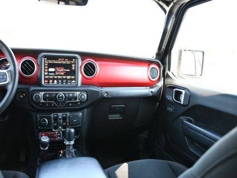 Used 2023 Jeep Gladiator Rubicon w/ Trailer Tow Package AWD/4WD image 27