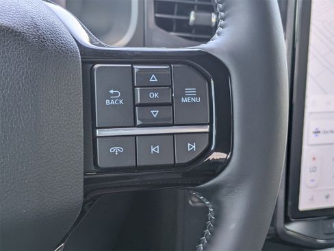 New 2025 Ford F150 Lightning Platinum image 29