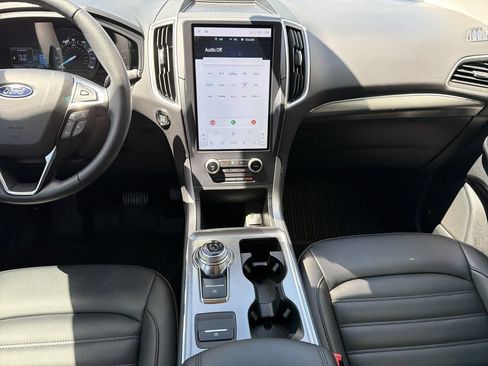 Used 2022 Ford Edge SEL w/ Convenience Package AWD/4WD image 19