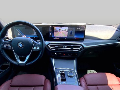 Used 2024 BMW 330i Sedan w/ Premium Package RWD image 15