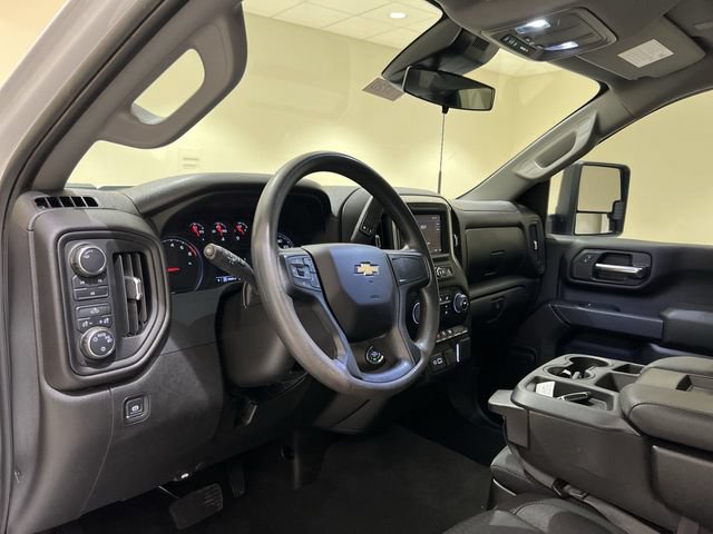 Used 2024 Chevrolet Silverado 2500 Custom w/ Custom Convenience Package AWD/4WD image 9