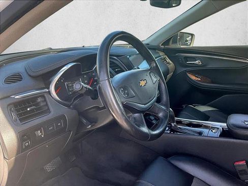 Used 2015 Chevrolet Impala LT w/ Convenience Package FWD image 13