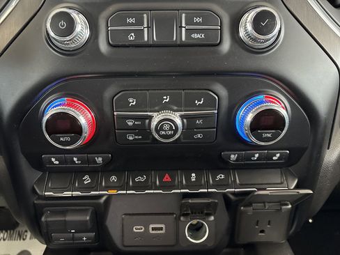 Used 2021 GMC Sierra 1500 AT4 image 23