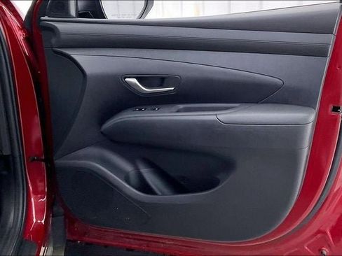 Certified 2025 Hyundai Tucson SEL FWD image 22