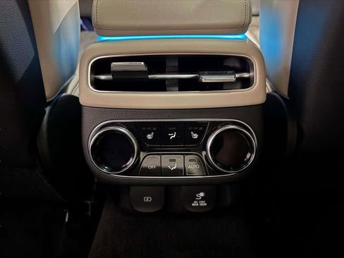 Used 2025 Genesis GV70 3.5T Sport w/ Sport Prestige Package image 22