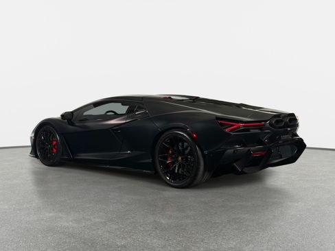 Used 2024 Lamborghini Revuelto AWD/4WD image 5