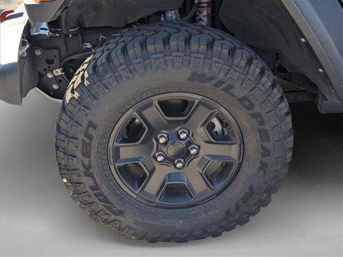 Used 2023 Jeep Gladiator Mojave w/ Trailer Tow Package image 3