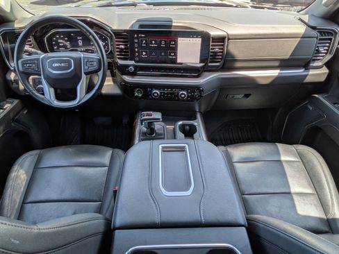 Used 2022 GMC Sierra 1500 SLT w/ SLT Convenience Package AWD/4WD image 14