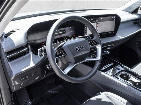 New 2026 Audi Q3 quattro 2.0T AWD/4WD image 10