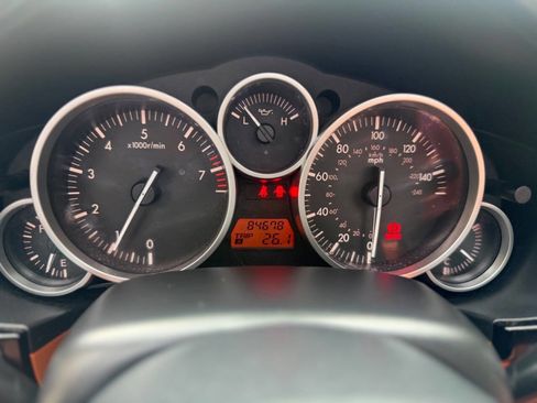 Used 2006 MAZDA MX-5 Miata Grand Touring image 24